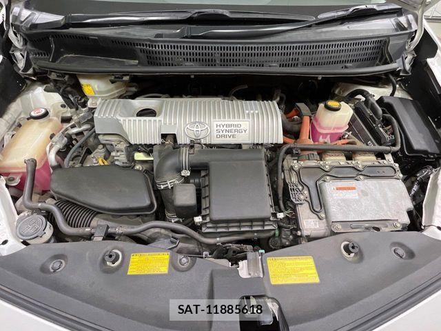 Toyota PRIUS ALPHA 2011-10 8457227-17