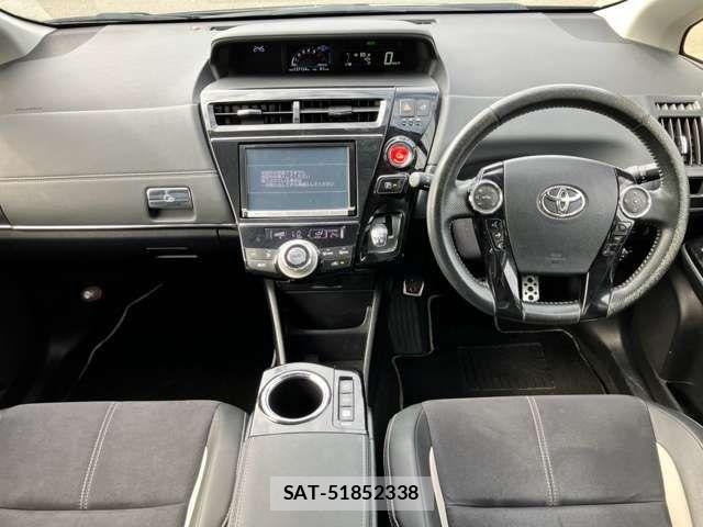 Toyota PRIUS ALPHA 2015-05 8458254-9