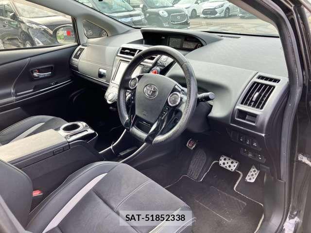 Toyota PRIUS ALPHA 2015-05 8458254-10