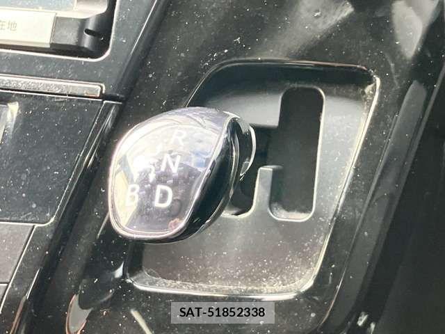 Toyota PRIUS ALPHA 2015-05 8458254-4