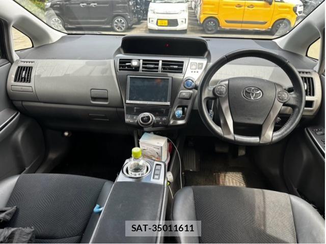 Toyota PRIUS ALPHA 2014-01 8458256-12