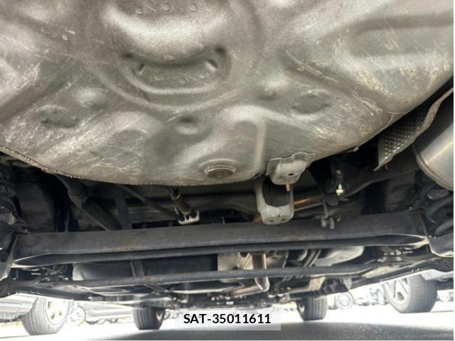 Toyota PRIUS ALPHA 2014-01 8458256-8