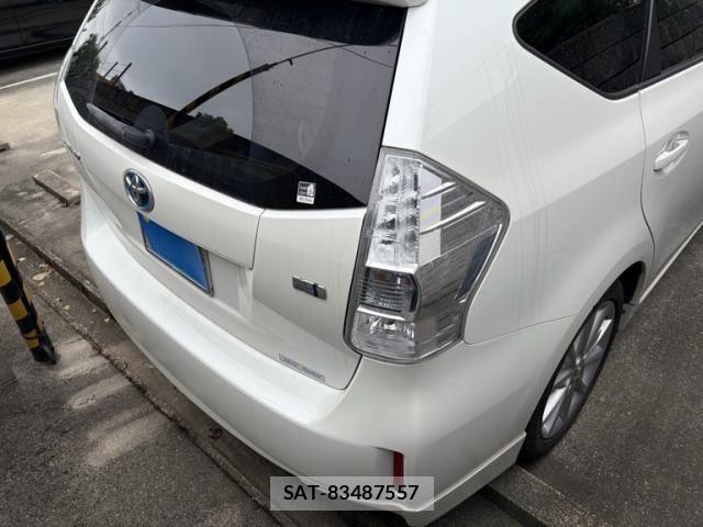 Toyota PRIUS ALPHA 2013-07 8485962-2