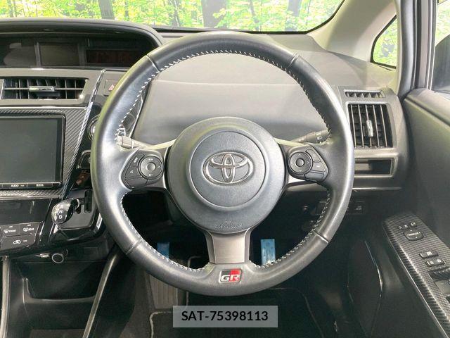 Toyota PRIUS ALPHA 2018-04 8485961-10