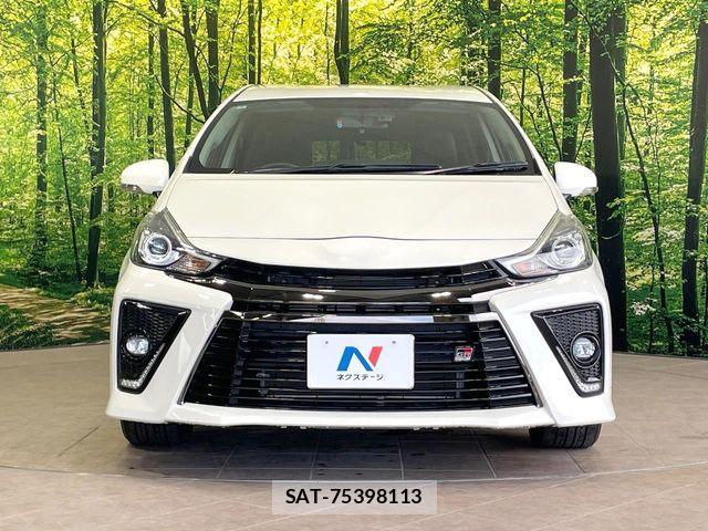 Toyota PRIUS ALPHA 2018-04 8485961-13