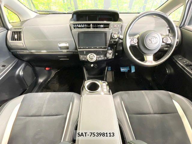 Toyota PRIUS ALPHA 2018-04 8485961-1