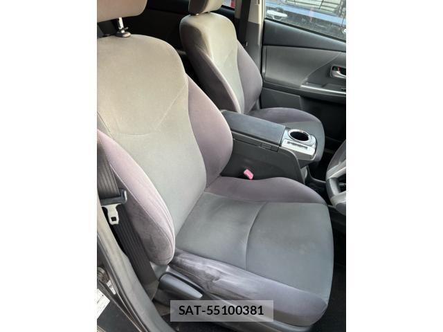 Toyota PRIUS ALPHA 2011-11 8526727-12