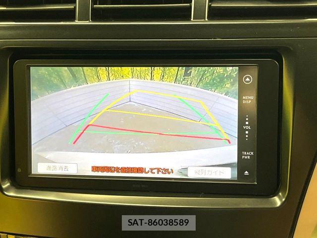 Toyota PRIUS ALPHA 2012-04 8526718-3