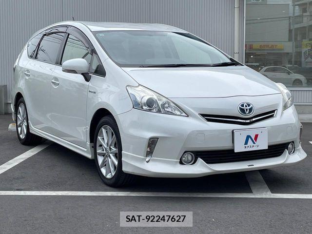 Toyota PRIUS ALPHA 2013-10 8526712-17