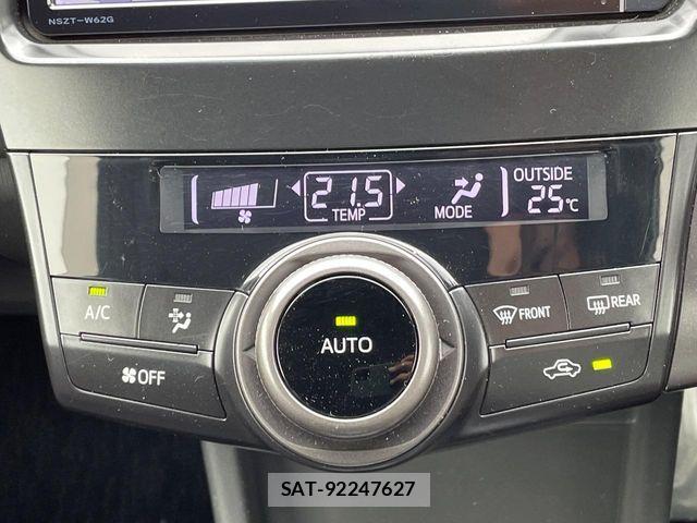 Toyota PRIUS ALPHA 2013-10 8526712-6