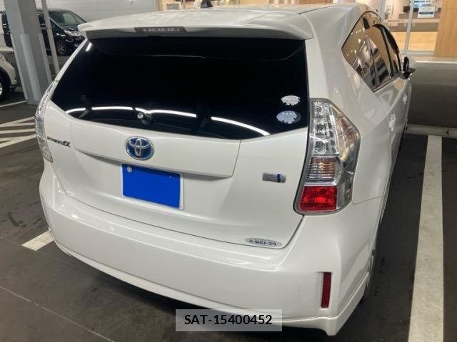 Toyota PRIUS ALPHA 2011-10 8526720-9