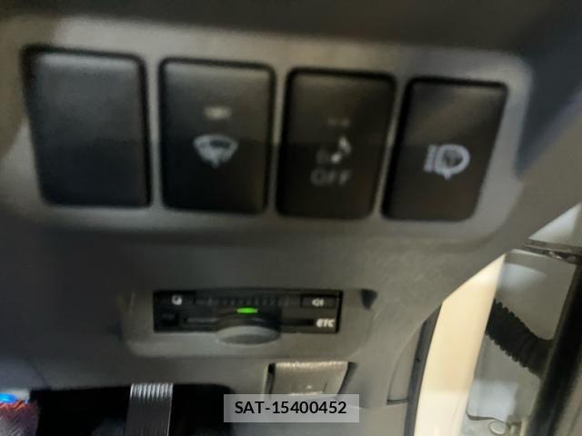 Toyota PRIUS ALPHA 2011-10 8526720-17