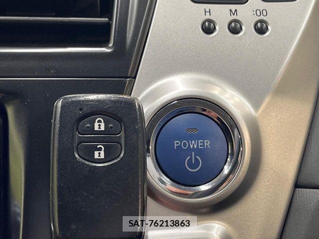 Toyota PRIUS ALPHA 2012-08 8526711-6