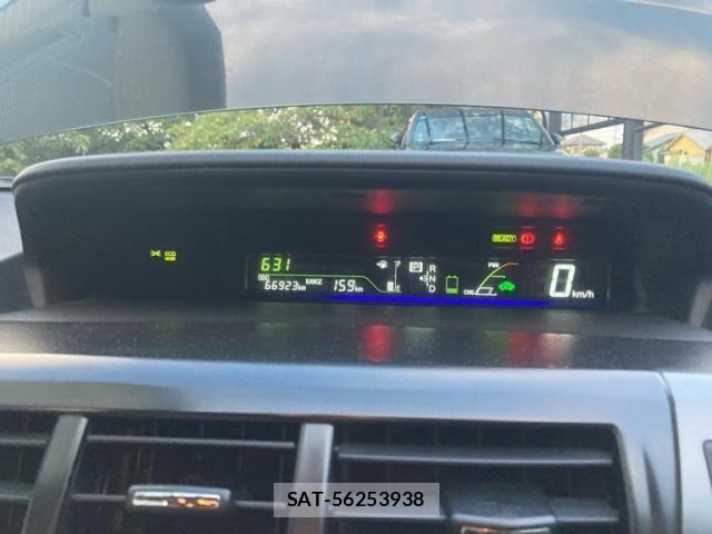 Toyota PRIUS ALPHA 2014-04 8526714-13