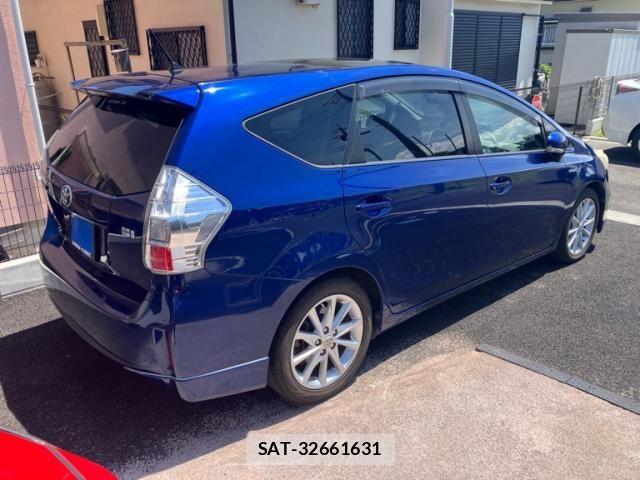 Toyota PRIUS ALPHA 2011-10 8526716-9