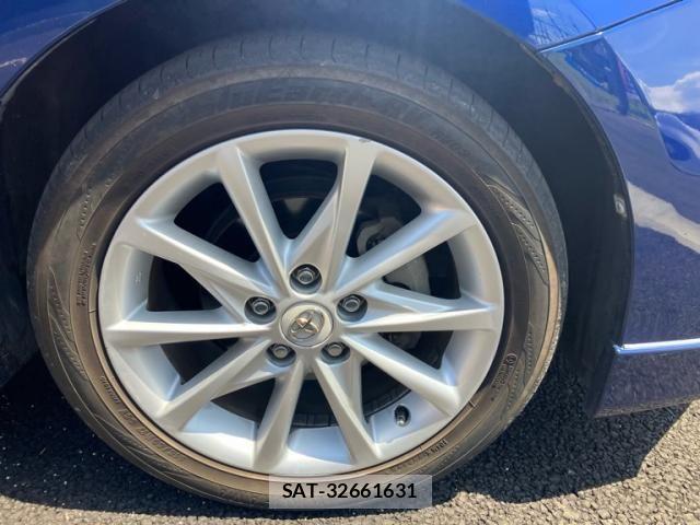 Toyota PRIUS ALPHA 2011-10 8526716-10