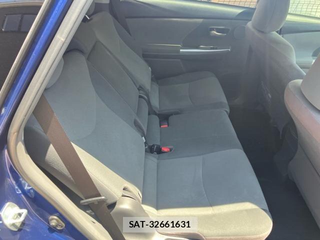 Toyota PRIUS ALPHA 2011-10 8526716-17
