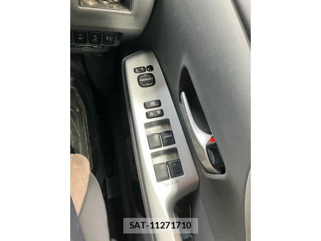 Toyota PRIUS ALPHA 2012-01 8526719-9