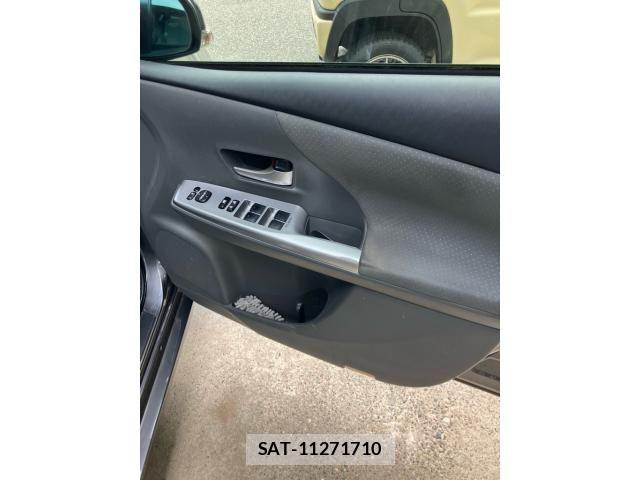 Toyota PRIUS ALPHA 2012-01 8526719-8