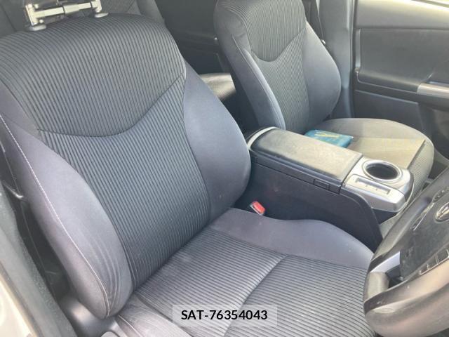 Toyota PRIUS ALPHA 2014-12 8526710-13
