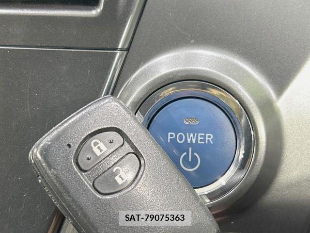 Toyota PRIUS ALPHA 2014-03 8526713-6