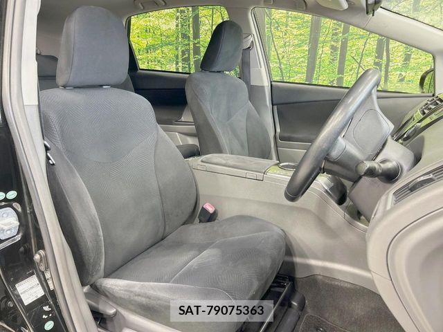Toyota PRIUS ALPHA 2014-03 8526713-7