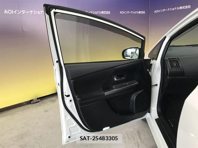 Toyota PRIUS ALPHA 2014-11 8526717-22