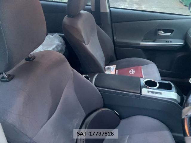 Toyota PRIUS ALPHA 2012-06 8563278-13