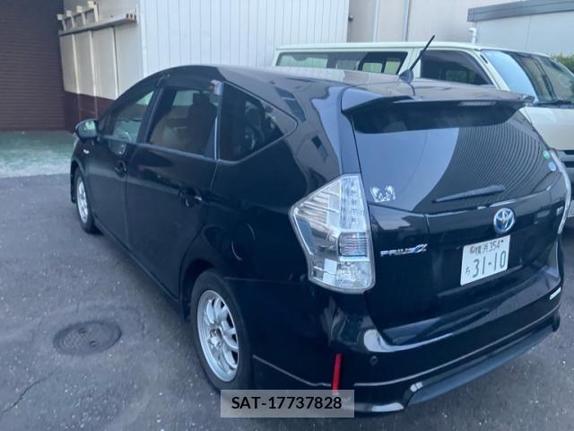 Toyota PRIUS ALPHA 2012-06 8563278-2