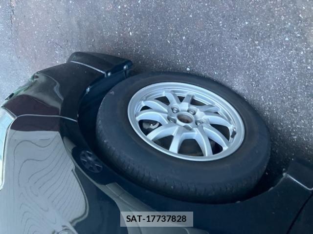 Toyota PRIUS ALPHA 2012-06 8563278-8