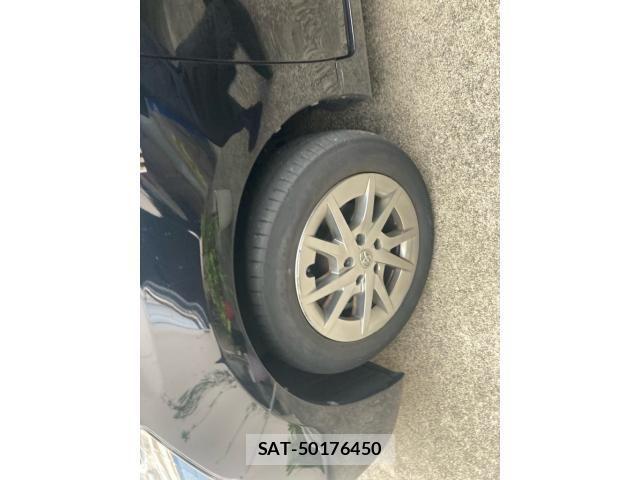 Toyota PRIUS ALPHA 2013-10 8563281-11