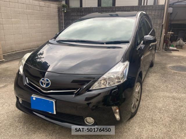 Toyota PRIUS ALPHA 2013-10 8563281-1
