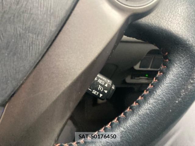 Toyota PRIUS ALPHA 2013-10 8563281-19
