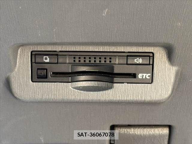Toyota PRIUS ALPHA 2011-09 8563289-5