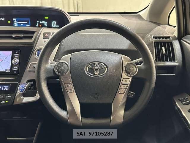 Toyota PRIUS ALPHA 2018-03 8563273-9