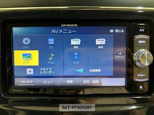 Toyota PRIUS ALPHA 2018-03 8563273-20