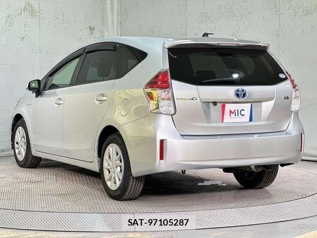 Toyota PRIUS ALPHA 2018-03 8563273-6