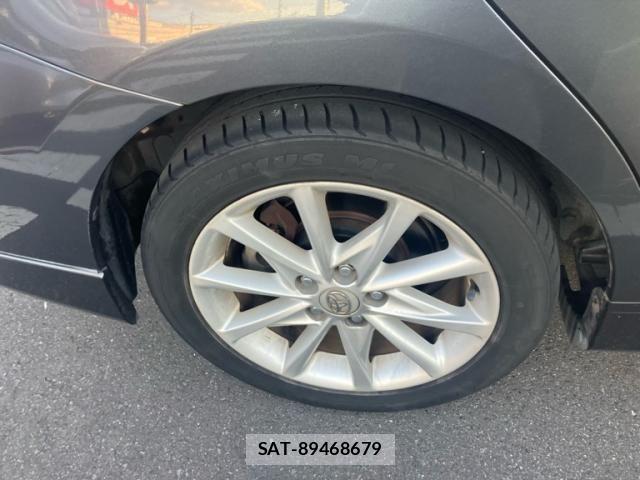 Toyota PRIUS ALPHA 2011-12 8563285-9