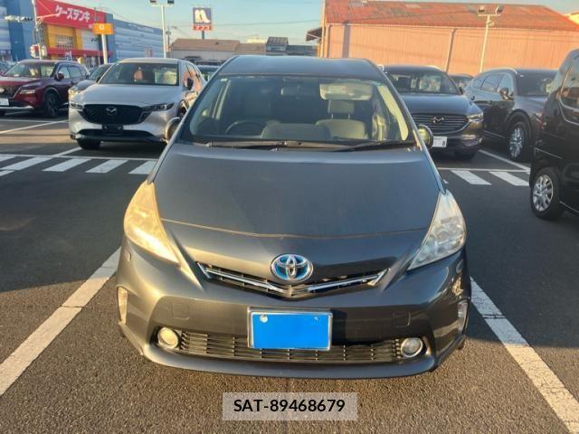 Toyota PRIUS ALPHA 2011-12 8563285-1