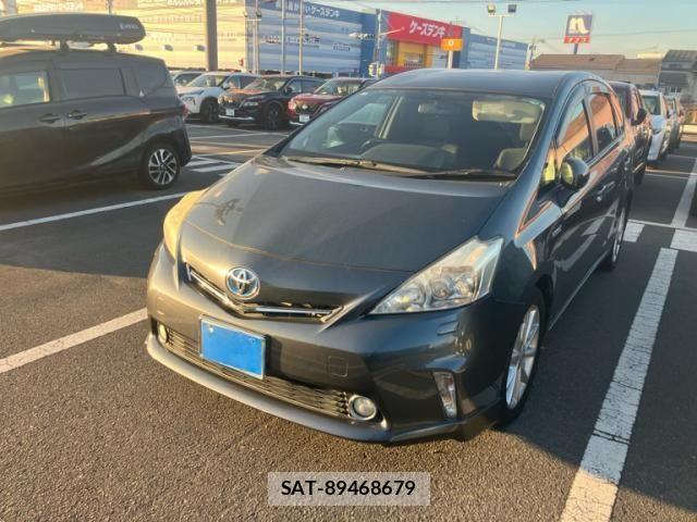 Toyota PRIUS ALPHA 2011-12 8563285-2