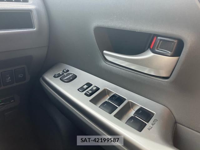 Toyota PRIUS ALPHA 2012-01 8563291-9