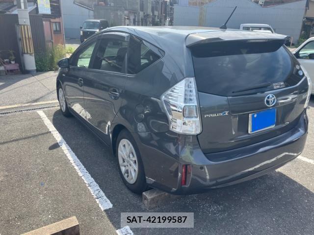 Toyota PRIUS ALPHA 2012-01 8563291-6