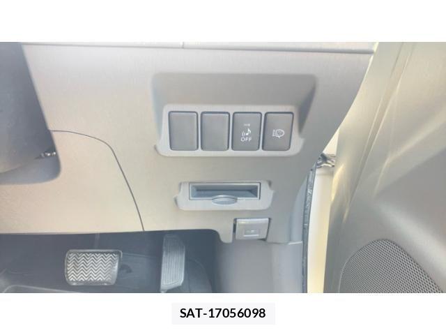 Toyota PRIUS ALPHA 2012-01 8563282-15