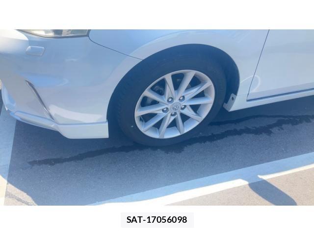 Toyota PRIUS ALPHA 2012-01 8563282-2