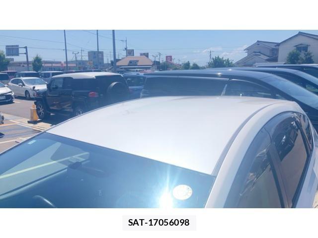 Toyota PRIUS ALPHA 2012-01 8563282-4