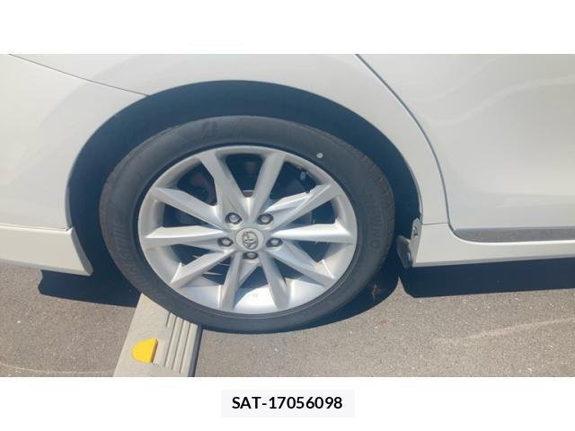 Toyota PRIUS ALPHA 2012-01 8563282-7