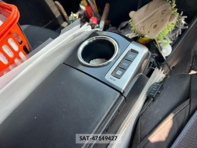 Toyota PRIUS ALPHA 2016-03 8563283-12