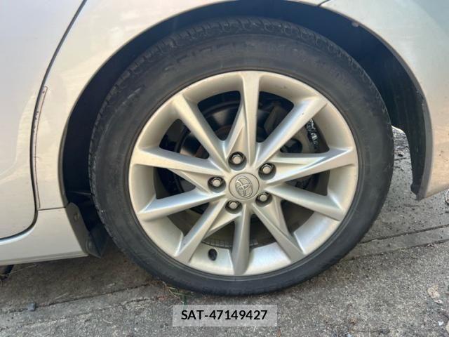 Toyota PRIUS ALPHA 2016-03 8563283-7