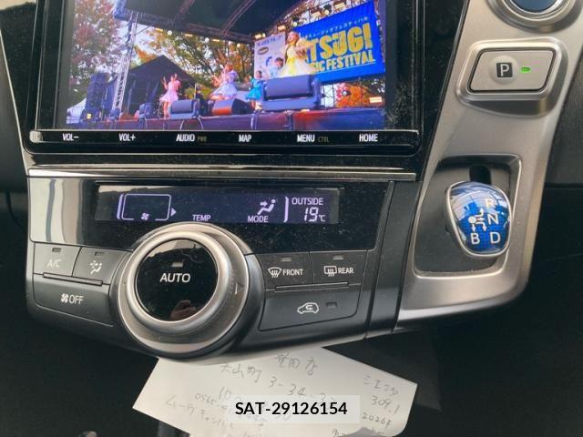 Toyota PRIUS ALPHA 2019-03 8563274-15
