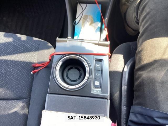 Toyota PRIUS ALPHA 2014-05 8563288-14